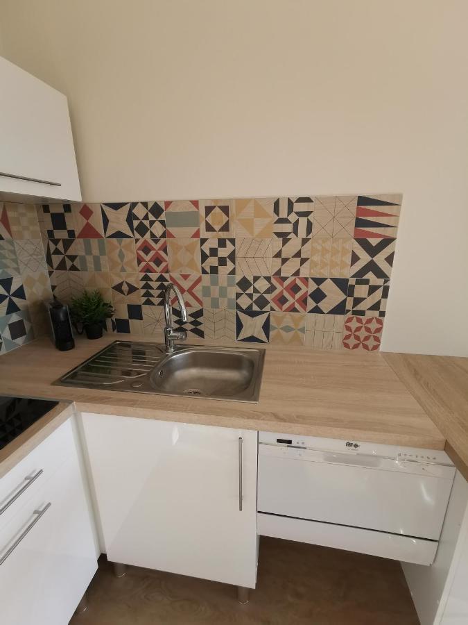 Appartement 1 Chambre + Parking A Deux Pas Des Plages Sete Bagian luar foto
